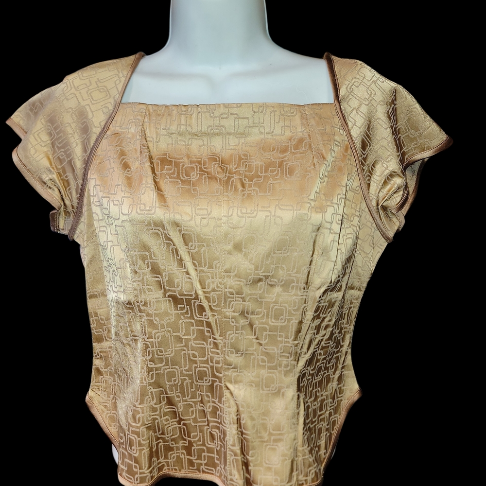 Jill Andrrson Elegant Gold Women's Top